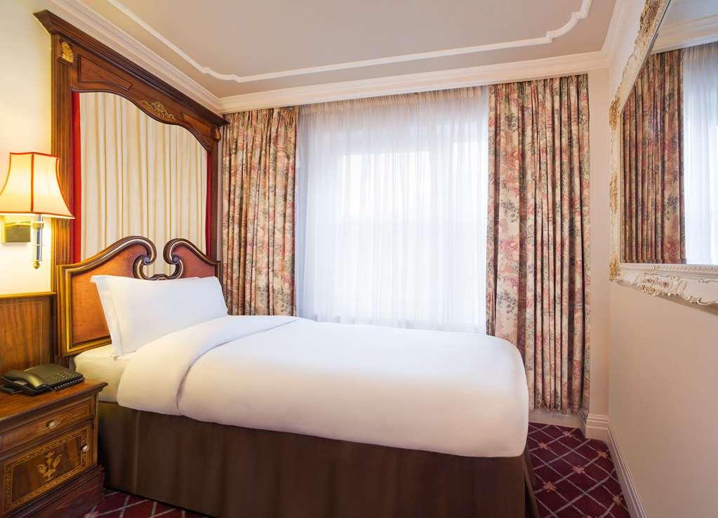 The Rathbone Hotel, Fitzrovia Отель 4*