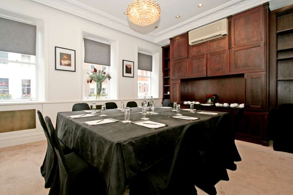 Отель The Rathbone Hotel, Fitzrovia 4*